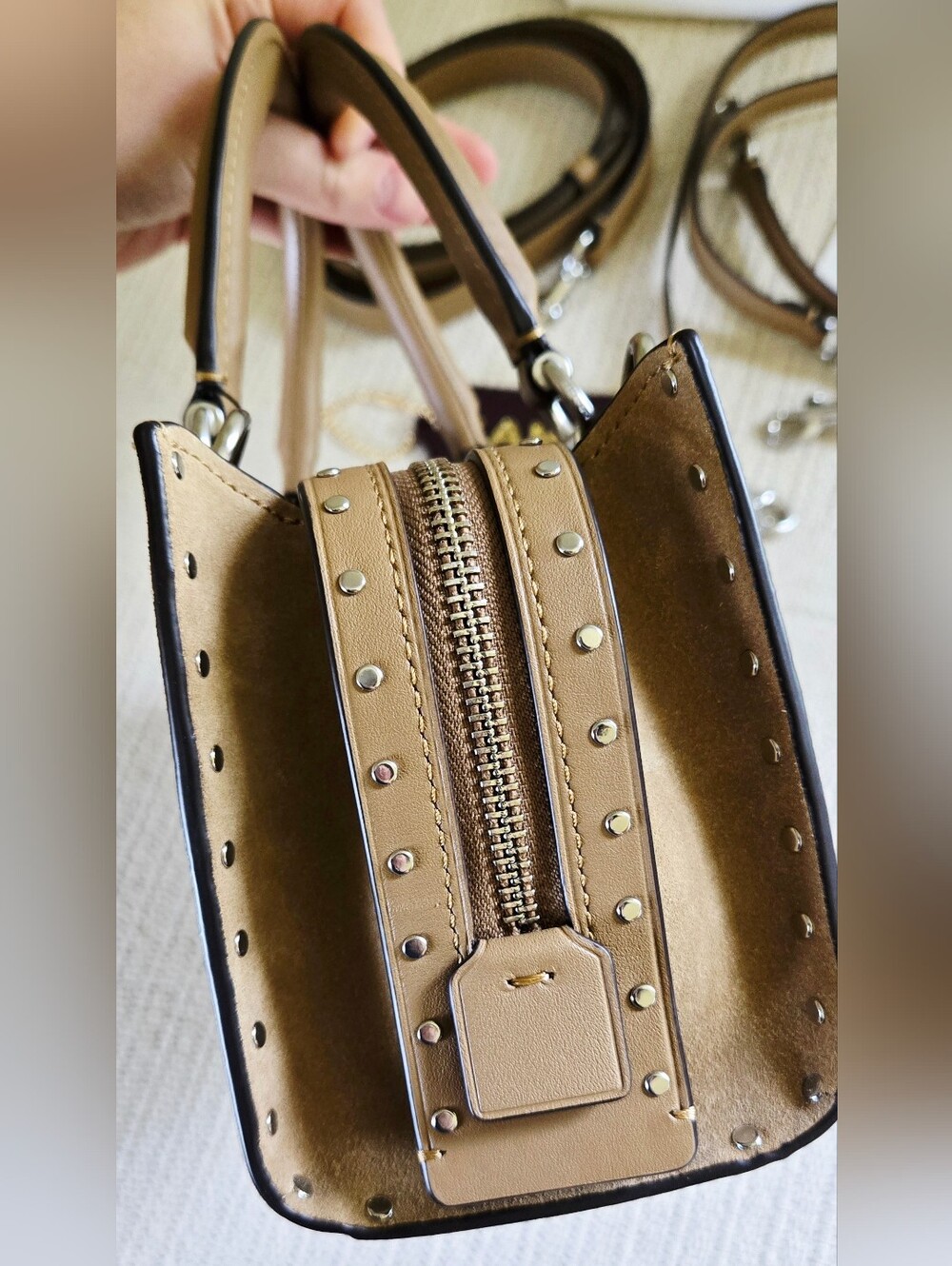 Coach Peanut Suede Rogue 26 - Picture 4 of 13